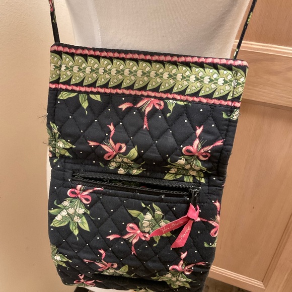 Vera Bradley - Picture 3 of 4